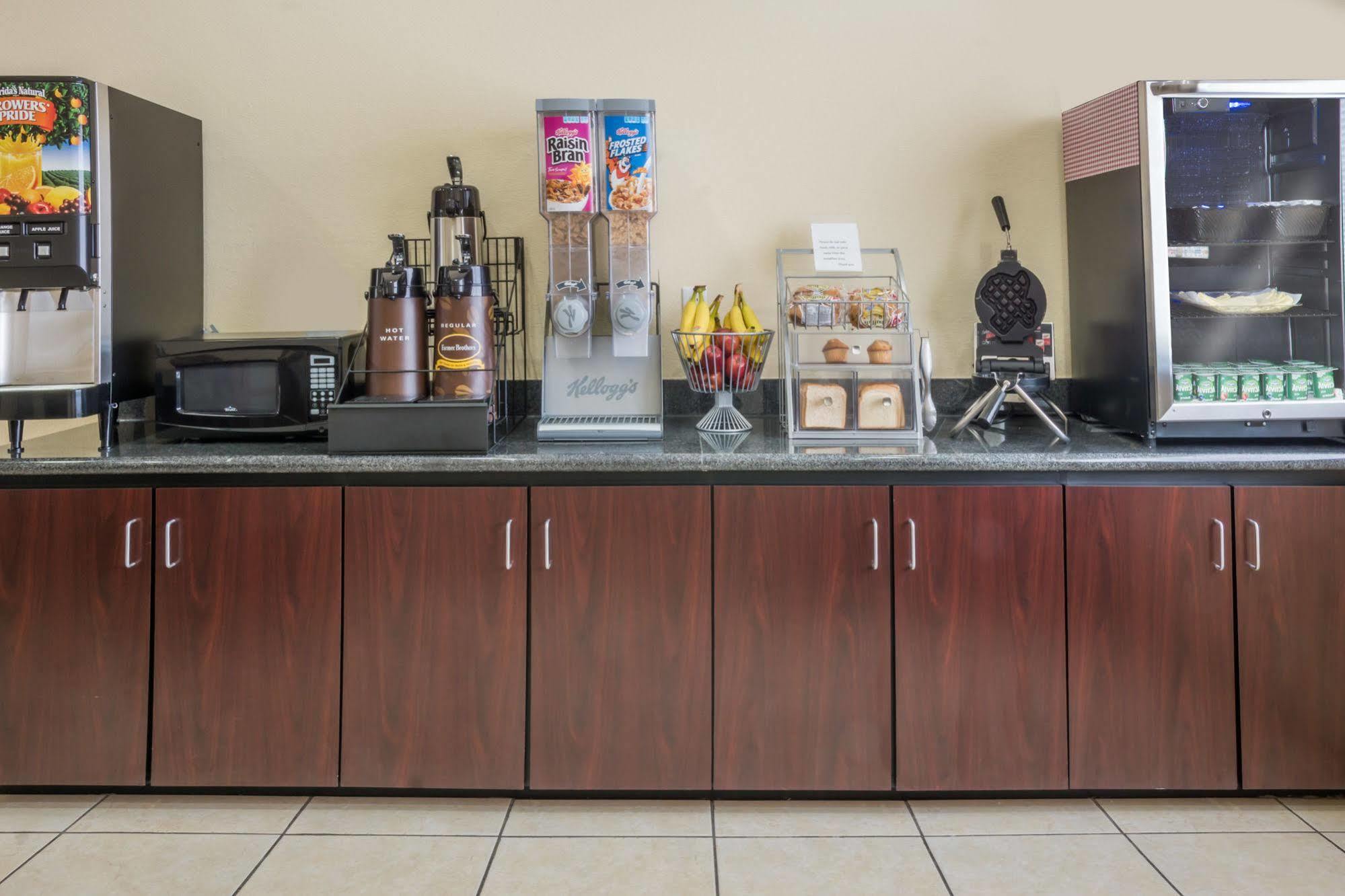 Super 8 By Wyndham Harker Heights Killeen - Fort Cavazos Екстер'єр фото